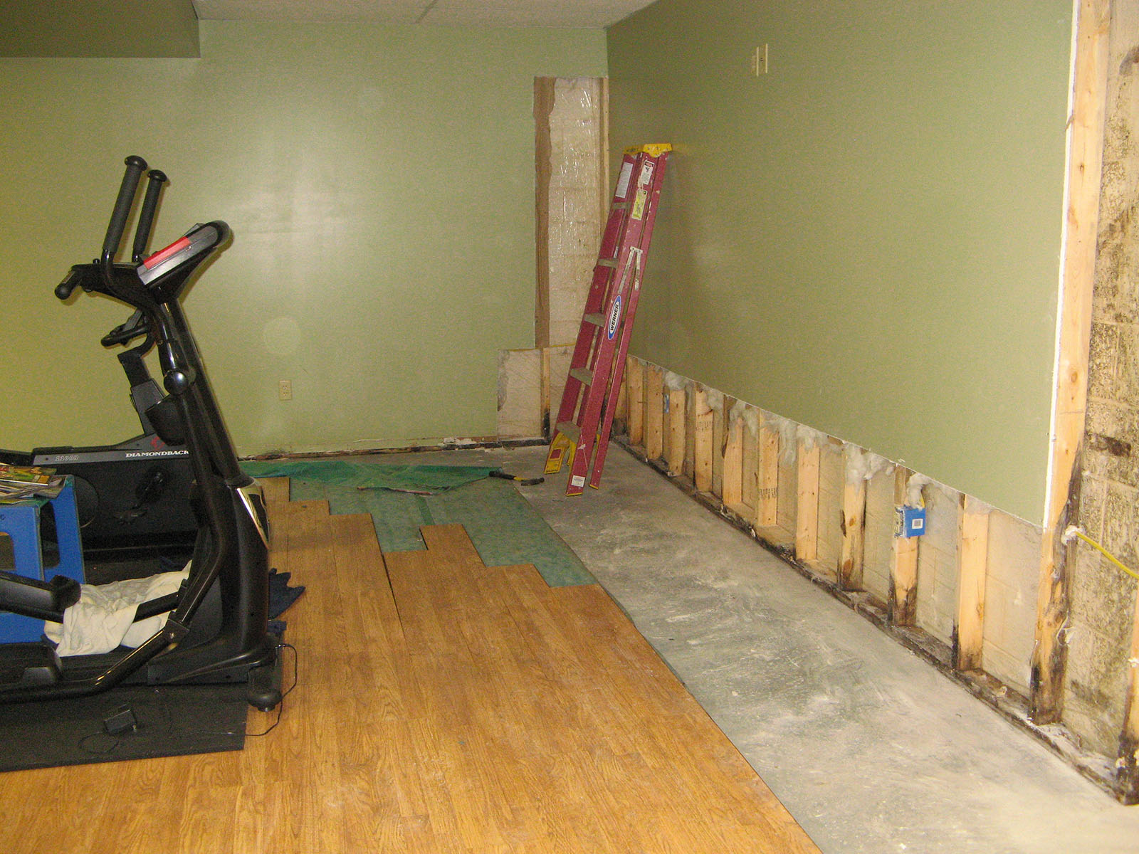 waterproofing basement wall